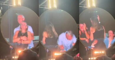 Chefe de RH flagrada com CEO em show do Coldplay pede demissão