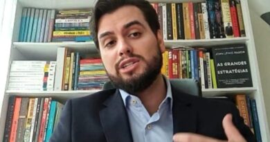Moraes determina que presídio esclareça supostos maus-tratos contra assessor de Bolsonaro