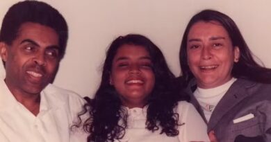 Gilberto Gil homenageia Sandra Gadelha, mãe de Preta Gil, em aniversário: “Muito carinho”