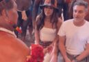 Anitta participa de ritual indígena ao lado de Luciano Huck em gravação de especial para Globo