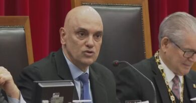 Ministro do STF Alexandre de Moraes defende Constituição de 1988 como barreira contra golpismo