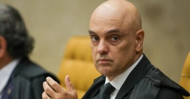 Em discurso, Moraes fala sobre responsabilizar “pseudopatriotas” e “traição à pátria”
