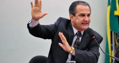 Pastor Silas Malafaia recorre ao STF pela terceira vez pedindo devolução de passaporte apreendido