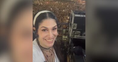 Manno Góes ressalta importância de Paula Lavigne em ato político em Copacabana: “Agradeçam a ela”
