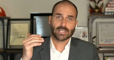 STF publica edital e Eduardo Bolsonaro tem 15 dias para apresentar defesa sobre denúncia feita pela PGR