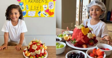 Filha de Leo Santana e Lore Improta ganha bolo de aniversário de frutas na escola