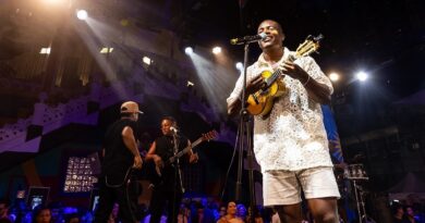 Aposta do samba soteropolitano, Uel faz avaliação após 1 ano e meio de carreira: “Estou em espaços que eu sempre almejei”