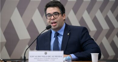 Baiano Edvaldo Nilo tem indicação aprovada no plenário da Câmara para novo mandato no CNMP