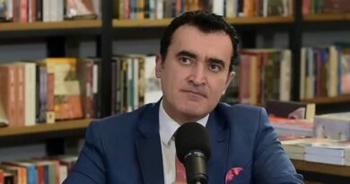 Polícia de São Paulo investiga denúncias de assédio e abuso Contra professor da USP