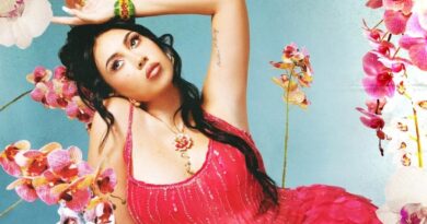 Kali Uchis anuncia show em São Paulo para 2026
