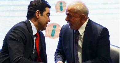 Baiano Bruno Dantas, do TCU, aparece em lista de cotados à indicação de Lula para substituir Barroso no STF