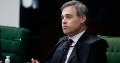 STF mantém suspensão aplicada pelo CNMP a procuradora por negligência em inquéritos