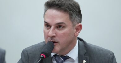 Oposição vai atacar ‘omissão’ para tentar barrar escolha de Messias ao STF: ‘Perdeu condições’