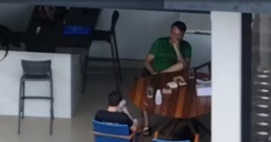 Após cobrança de Moraes, defesa diz que Bolsonaro não teve contato com celular de Nikolas