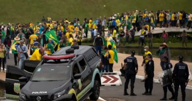 Moraes pede condenação de cinco oficiais da PMDF por omissão no 8/1 e absolve dois militares