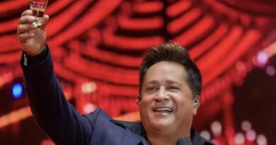 Cantor Leonardo é alvo de compositor da canção ‘Beber’, beber’, usada em propaganda de bebida alcoólica
