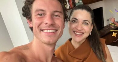 De ‘férias’ em Salvador, Shawn Mendes recebe massagem na casa de Ivete Sangalo