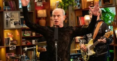 Ney Matogrosso é anunciado como quinta atração do Tiny Desk Brasil