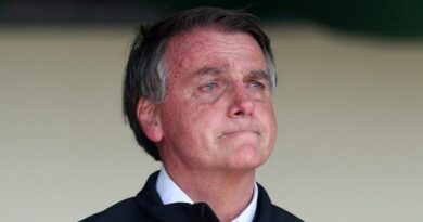 STF forma maioria para manter condenação de Bolsonaro a 27 anos por trama golpista