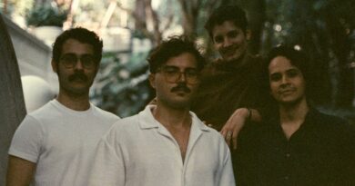 Flerte Flamingo apresenta show especial no Rio Vermelho