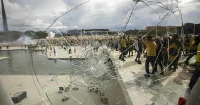 STF condena 5 PMs do DF a 16 anos de prisão por omissão durante o 8/1