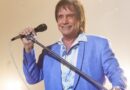 Roberto Carlos faz 1º show dois dias após sofrer acidente de carro em gravação da Globo