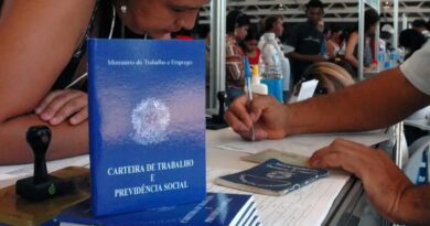 TRT-BA mantém justa causa de trabalhadora que gravou vídeo no TikTok reclamando da empresa