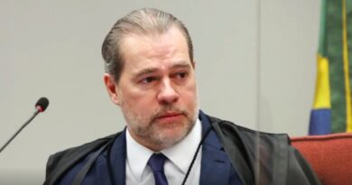 Oficiais de Justiça procuram liquidante do Master no escritório do banco