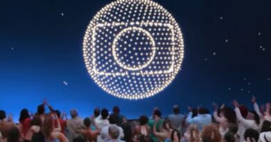 Globo divulga clássica vinheta de fim de ano com estrelas de outros canais; entenda