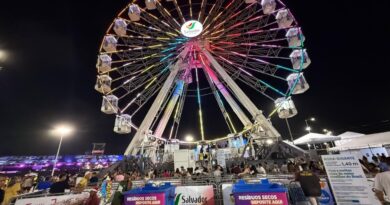 VÍDEO: Roda-gigante atrai famílias no Festival Virada Salvador