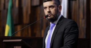 Plenário da Alerj forma maioria para revogar prisão de Bacellar