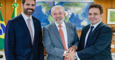 Lula oficializa baiano Wellington Lima e Silva como novo Ministro da Justiça