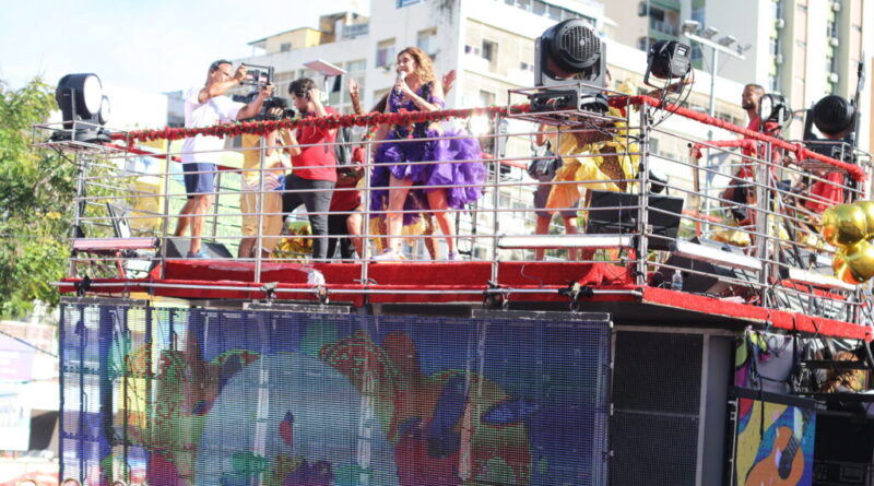 Daniela Mercury no Circuito Osmar