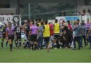 Árbitro leva pedrada de torcida do Paysandu, aponta súmula do Re-Pa