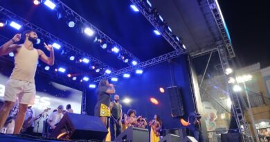 Quabales Banda recebe MV Bill em show especial no Carnaval do Pelourinho