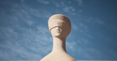 STF se pronuncia sobre investigação de vazamento de dados de autoridades e determina buscas contra servidores da Receita