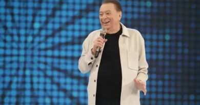 Raul Gil anuncia novo programa após afastamento da TV em 2024