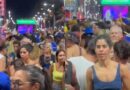 VÍDEO: Bela Gil curte primeiro dia de Carnaval em Salvador no meio da pipoca