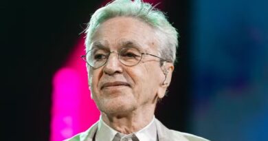 Tribunal mantém condenação de homem que chamou Caetano Veloso de “merd*” em rede social