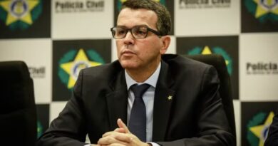 PSOL aciona MP do Rio para revisar inquéritos arquivados durante gestão de Rivaldo Barbosa na Polícia Civil