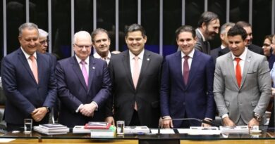 No Congresso, Fachin pede diálogo e harmonia e defende que as instituições sejam “estáveis, éticas e previsíveis”