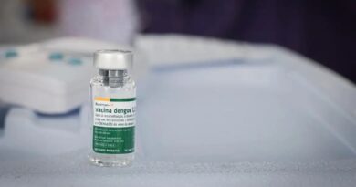 Bahia inicia distribuição de vacina 100% brasileira contra a dengue para os 417 municípios