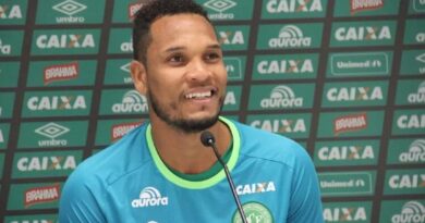 TST manda Chapecoense pagar adicional noturno devido a jogador morto em acidente aéreo