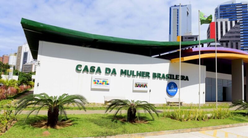 Ações da Prefeitura de Salvador protegem e acolhem mulheres durante todo o ano