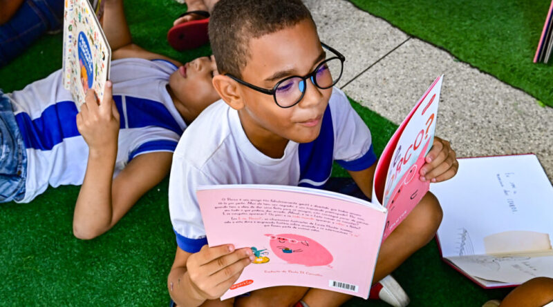 Caminhão literário promove Circuito Liga da Cultura em escola municipal de São Marcos