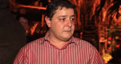 Flávio Dino determina suspensão da quebra de sigilo de Lulinha