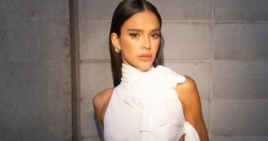 Bruna Marquezine aciona Justiça após ter privacidade invadida em foto com Shawn Mendes