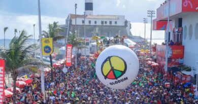 Em balanço do Carnaval, presidente do Comcar aponta superlotação de trios independentes e pede prova sobre venda de espaço na avenida