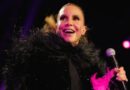 Ivete Sangalo deixa peça íntima à mostra em vídeo compartilhado na internet