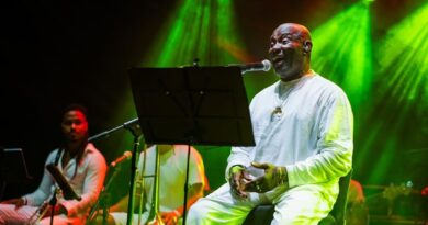 Lazzo Matumbi celebra tradição nordestina com show junino especial: “Acho lindo cantar a sua terra com orgulho”